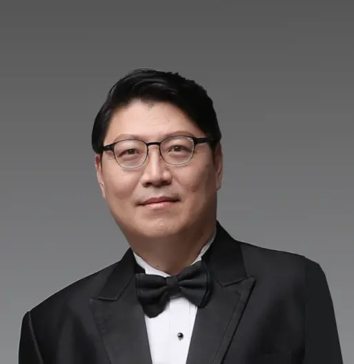 Campaign portrait of Kevin Park